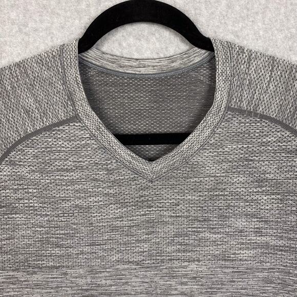Lululemon Shirt Mens Size L Metal Vent Tech Short Sleeve V Neck in Slate White - Picture 2 of 8